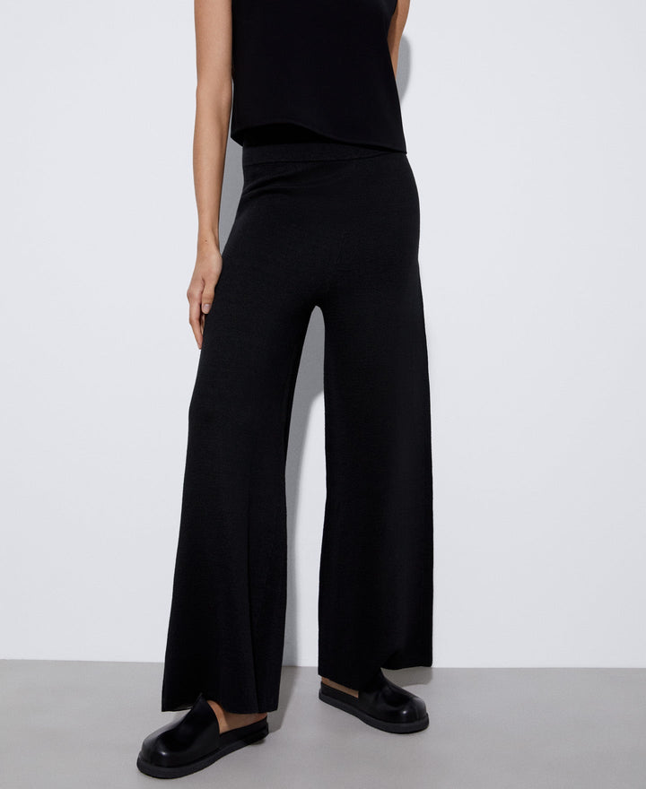 Women Trousers | Black Baggy Linen Trousers by Spanish designer Adolfo Dominguez