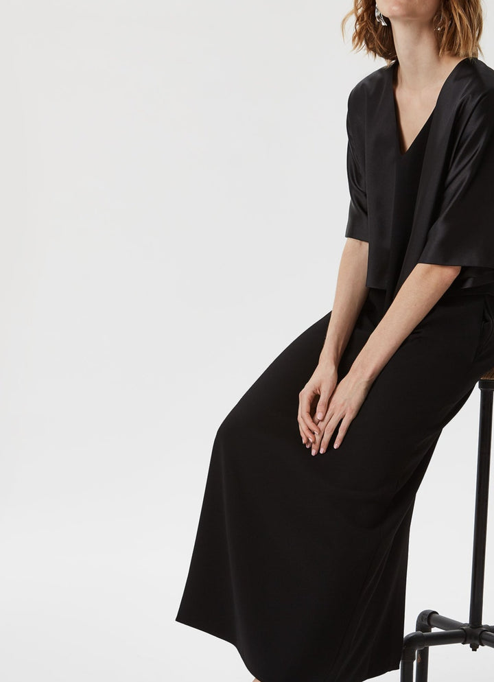 Women Knit Accesories | Black Cocktail Jacket In Satin Fabric by Spanish designer Adolfo Dominguez