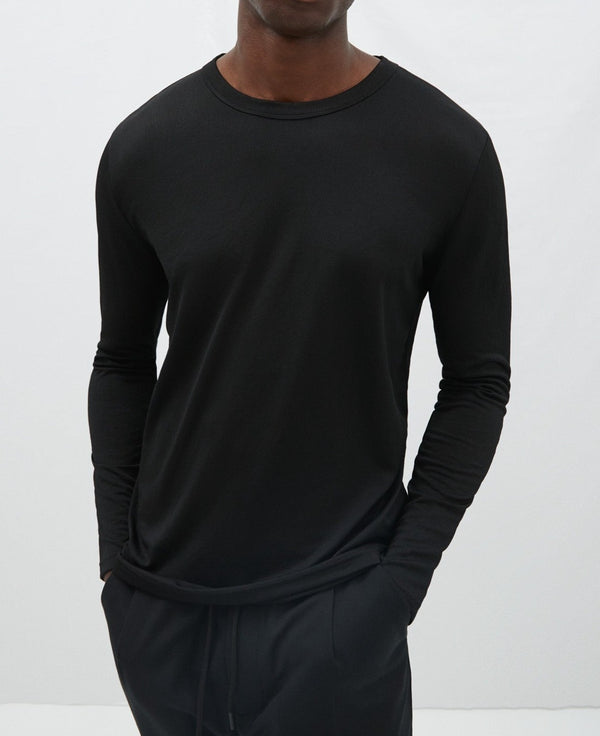 Men Long-Sleeve T-Shirt | Black Long Sleeve T-Shirt In Wrinkled Fabric by Spanish designer Adolfo Dominguez