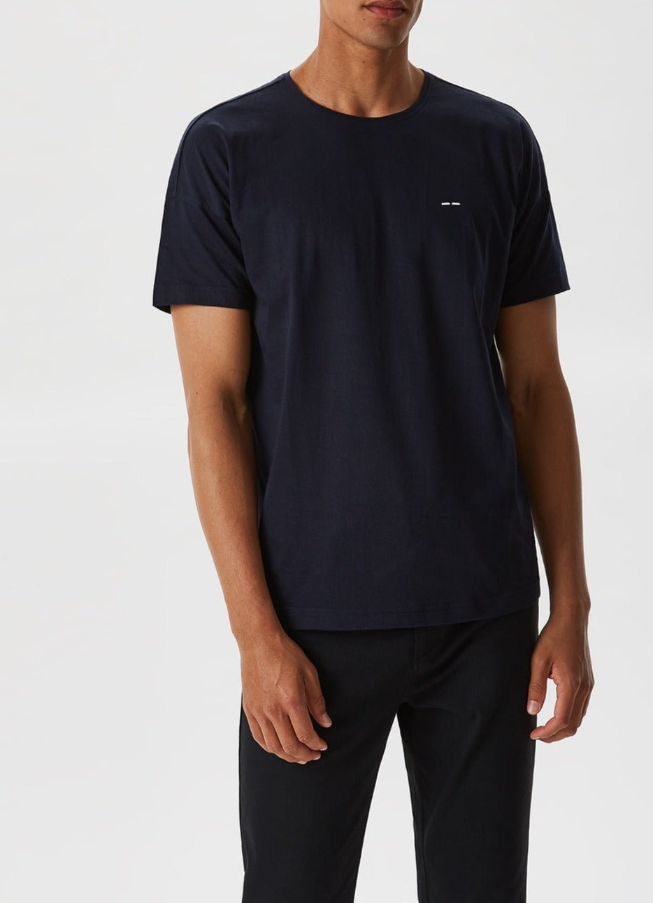 Men T-Shirt (Short Sleeve) | Navy Blue Basic Cotton T-Shirt With Crew Neck by Spanish designer Adolfo Dominguez